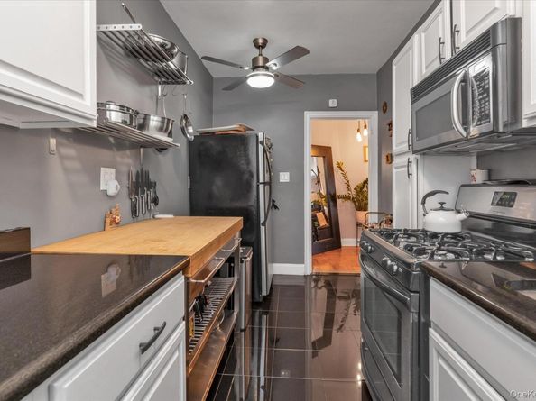 48 55 43rd Street 3F, Woodside NY 11377