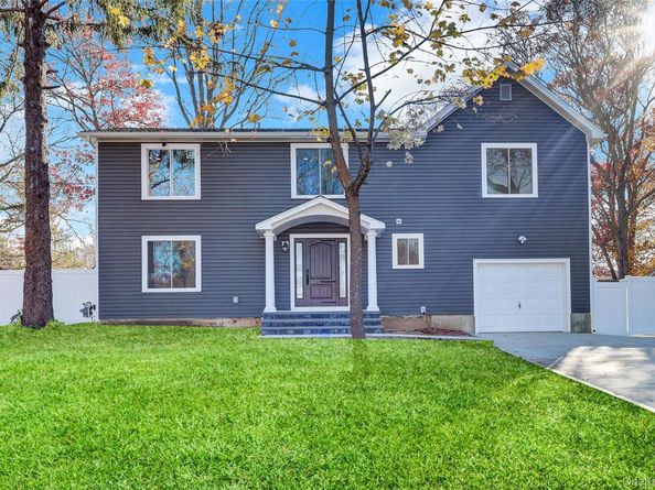 6 Renee Court, Centereach NY 11720