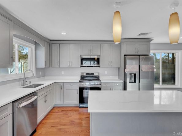 6 Renee Court, Centereach NY 11720