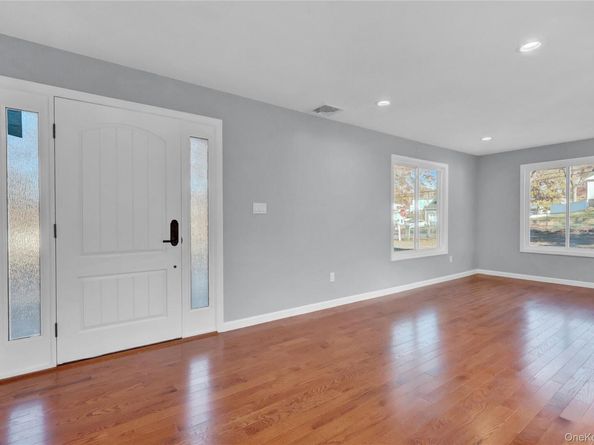 6 Renee Court, Centereach NY 11720