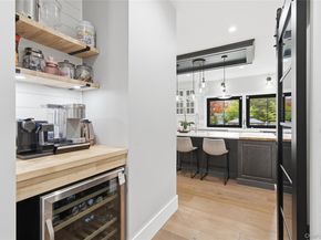 18 Timberpoint Road, East Islip NY 11730