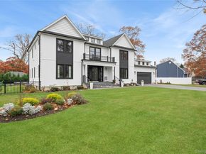 18 Timberpoint Road, East Islip NY 11730