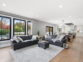 18 Timberpoint Road, East Islip NY 11730