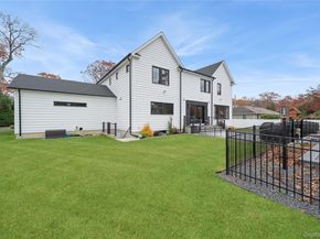 18 Timberpoint Road, East Islip NY 11730