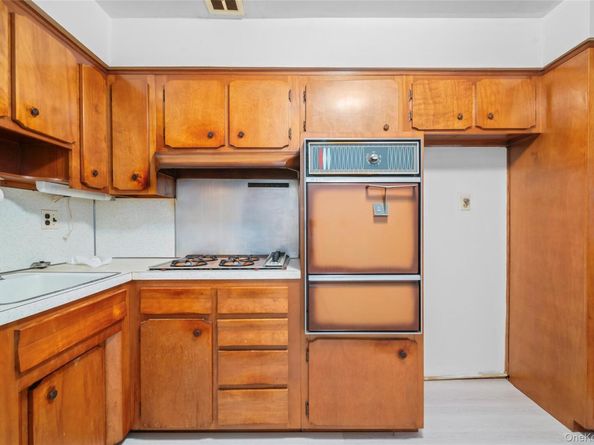 178-59 Wexford Terrace, Jamaica Estates NY 11432