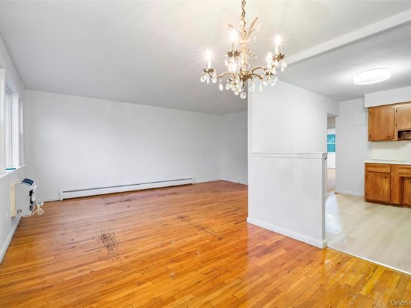 178-59 Wexford Terrace, Jamaica Estates NY 11432