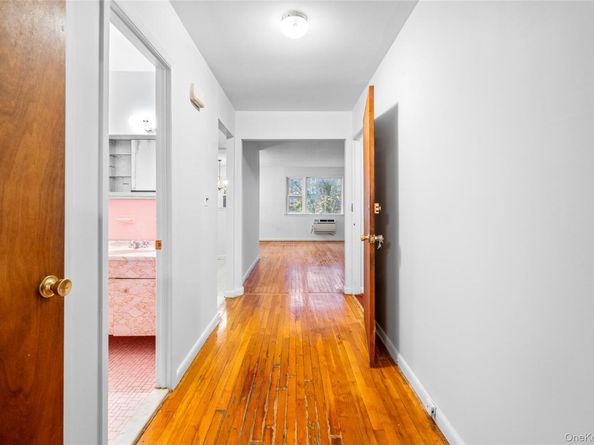 178-59 Wexford Terrace, Jamaica Estates NY 11432