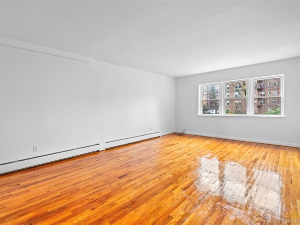 178-59 Wexford Terrace, Jamaica Estates NY 11432