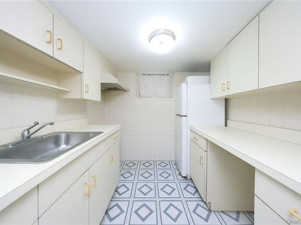 2284 E 22nd Street, Brooklyn NY 11229