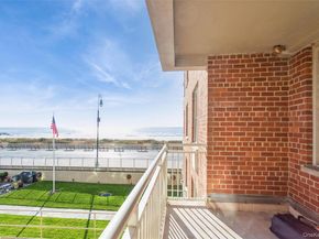 560 W Broadway 2A, Long Beach NY 11561