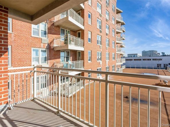 560 W Broadway 2A, Long Beach NY 11561