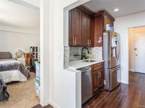 560 W Broadway 2A, Long Beach NY 11561