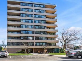 168-01 12 Ave 7B, Beechhurst NY 11357