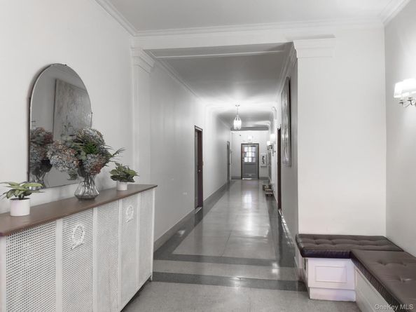 2 Park Lane 5E, Mount Vernon NY 10552