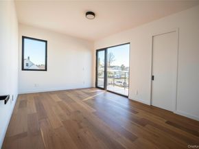 1 Short Lane, Levittown NY 11756