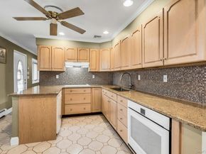 94 Pequot Lane, East Islip NY 11730