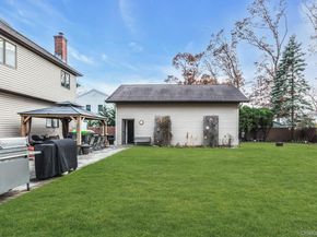 94 Pequot Lane, East Islip NY 11730