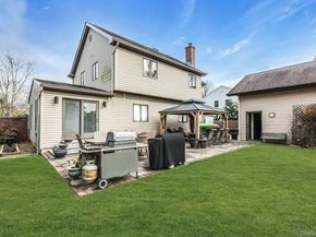 94 Pequot Lane, East Islip NY 11730