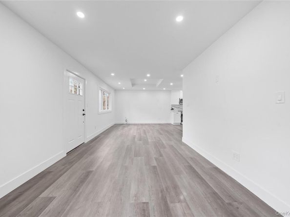 16 Fife Drive, Coram NY 11727