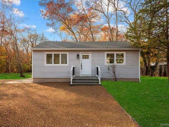 16 Fife Drive, Coram NY 11727