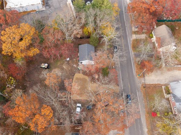 16 Fife Drive, Coram NY 11727