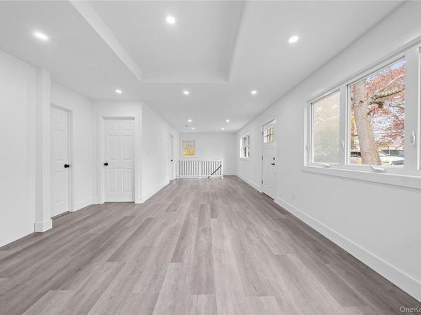 16 Fife Drive, Coram NY 11727