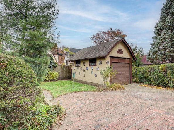 70-50 Ingram Street, Forest Hills NY 11375