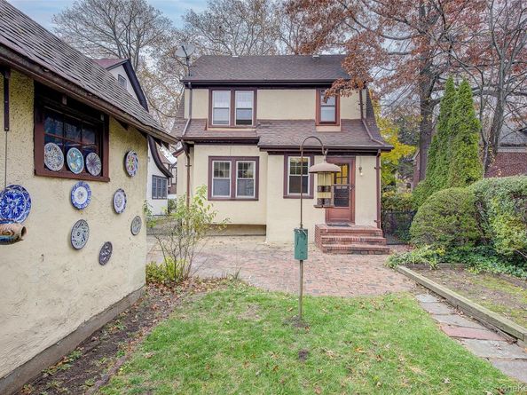 70-50 Ingram Street, Forest Hills NY 11375