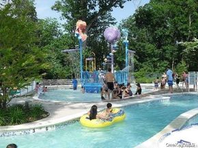 15 Canterbury Road D6, Great Neck NY 11021