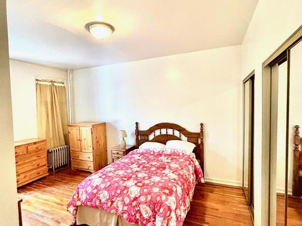 758 Brady 214, Bronx NY 10462