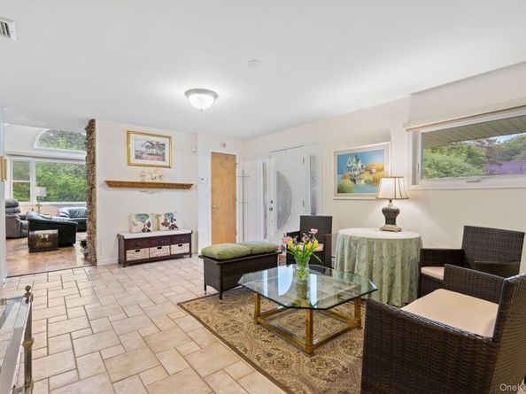 30 Darby Drive, South Huntington NY 11746