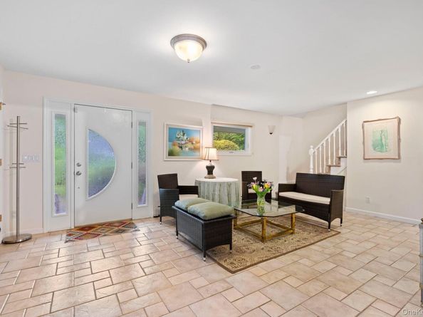 30 Darby Drive, South Huntington NY 11746