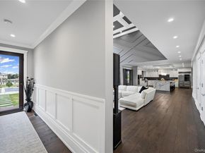 185 Willetts Lane, West Islip NY 11795