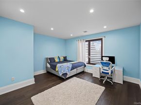 185 Willetts Lane, West Islip NY 11795