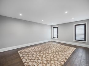 185 Willetts Lane, West Islip NY 11795