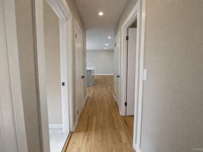 109 N Greene Avenue, Lindenhurst NY 11757