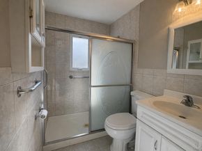 109 N Greene Avenue, Lindenhurst NY 11757