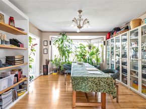 376 1st Street, Mineola NY 11501