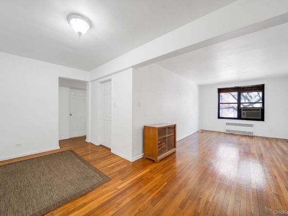 83-85 Woodhaven Boulevard 3L, Woodhaven NY 11421
