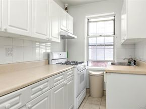51-40 30th Avenue 5B, Woodside NY 11377