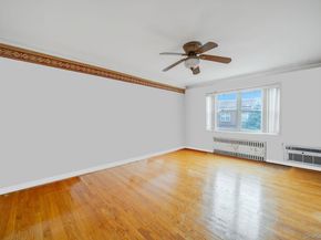 51 Lincoln Avenue D22, Rockville Centre NY 11570