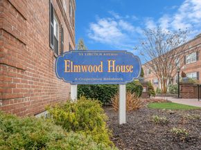 51 Lincoln Avenue D22, Rockville Centre NY 11570