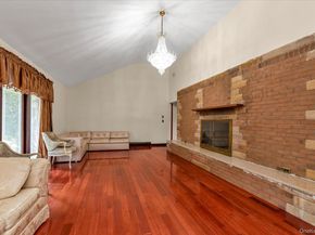 84 Horton Place, Syosset NY 11791