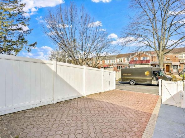 136-76 71st Road, Kew Garden Hills NY 11367