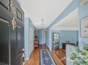 200 Lakebridge Drive N, Kings Park NY 11754