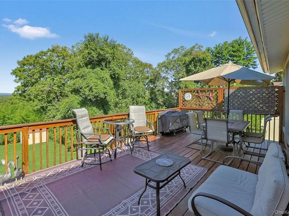 1795 Morningview Drive, Yorktown Heights NY 10598