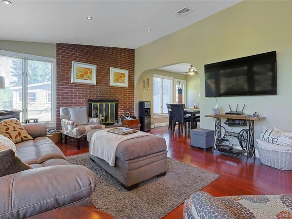 1795 Morningview Drive, Yorktown Heights NY 10598