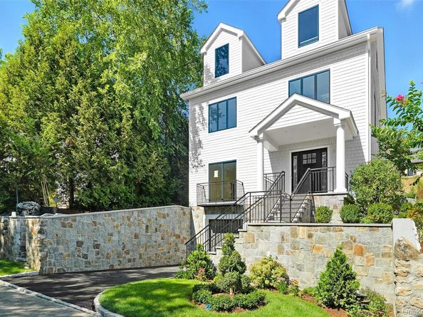 64 1/2 Exchange Place, Port Chester NY 10573