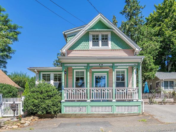 182 14th Avenue, Sea Cliff NY 11579