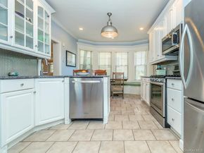182 14th Avenue, Sea Cliff NY 11579